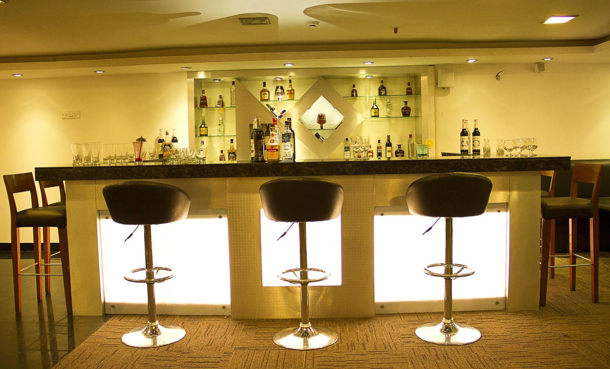 Hotel Marina Inn Egmore Chennai Bagian luar foto
